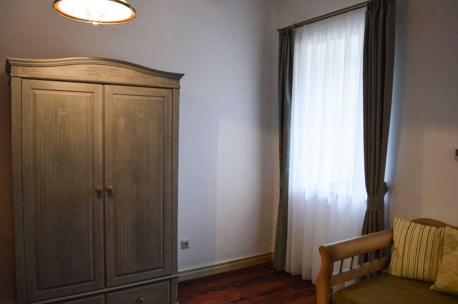 Somhegyi Oereg Harsfak Major Vendeghaz * Bakonybél