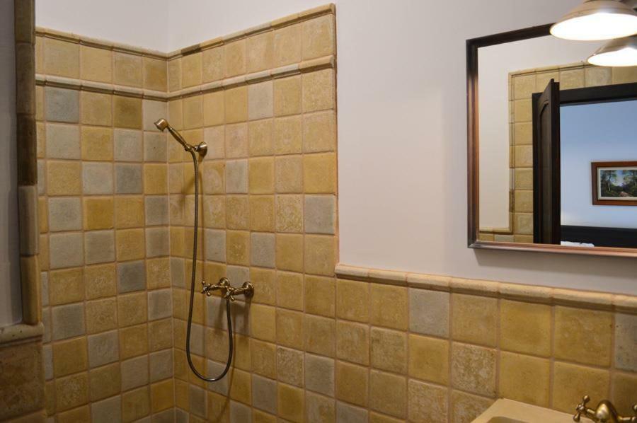 Somhegyi Oereg Harsfak Major Vendeghaz B&B Bakonybél