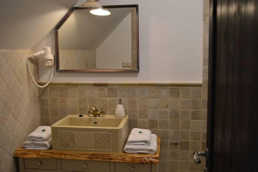 Somhegyi Oereg Harsfak Major Vendeghaz B&B Bakonybél
